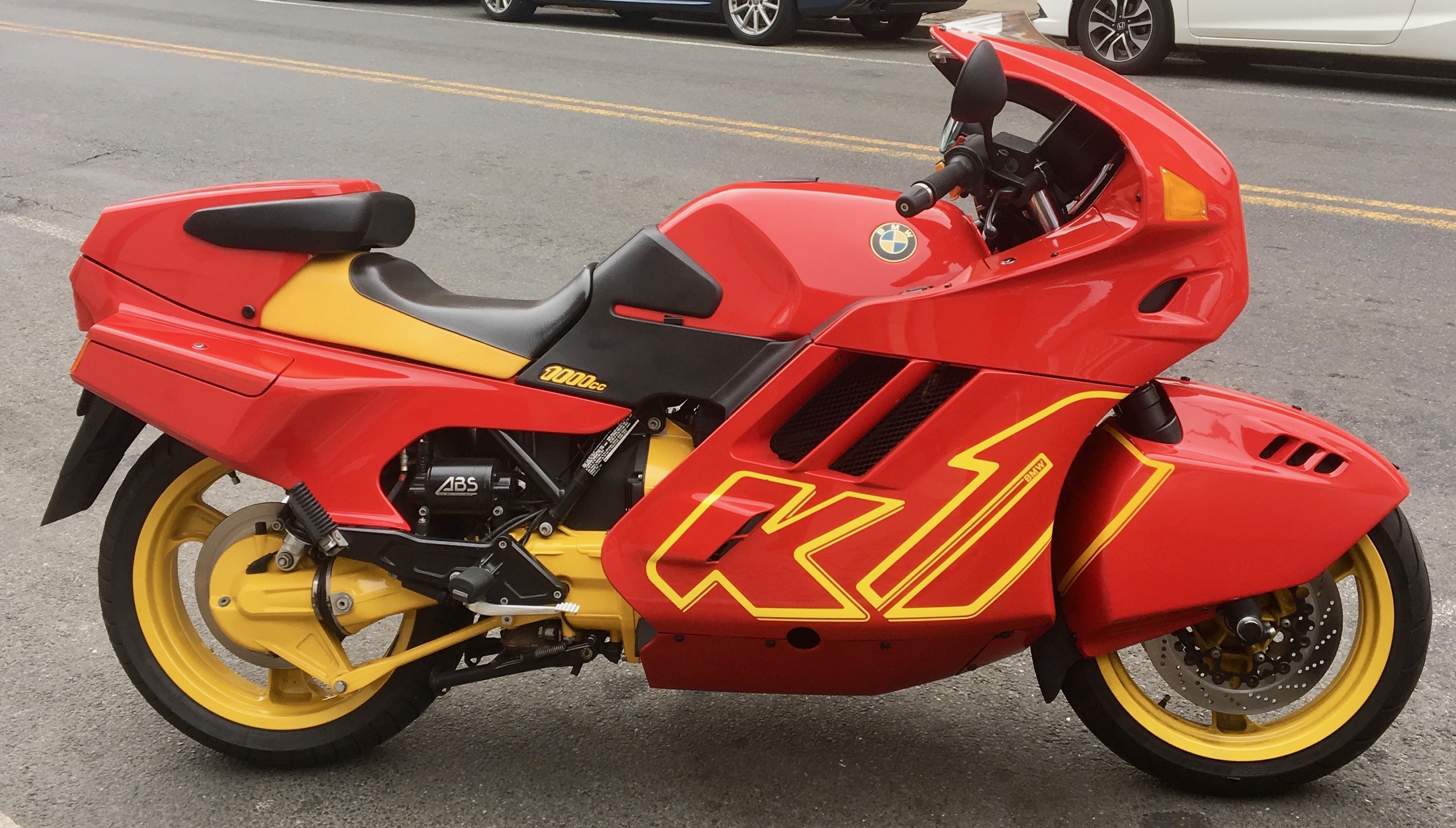 BMW K 1