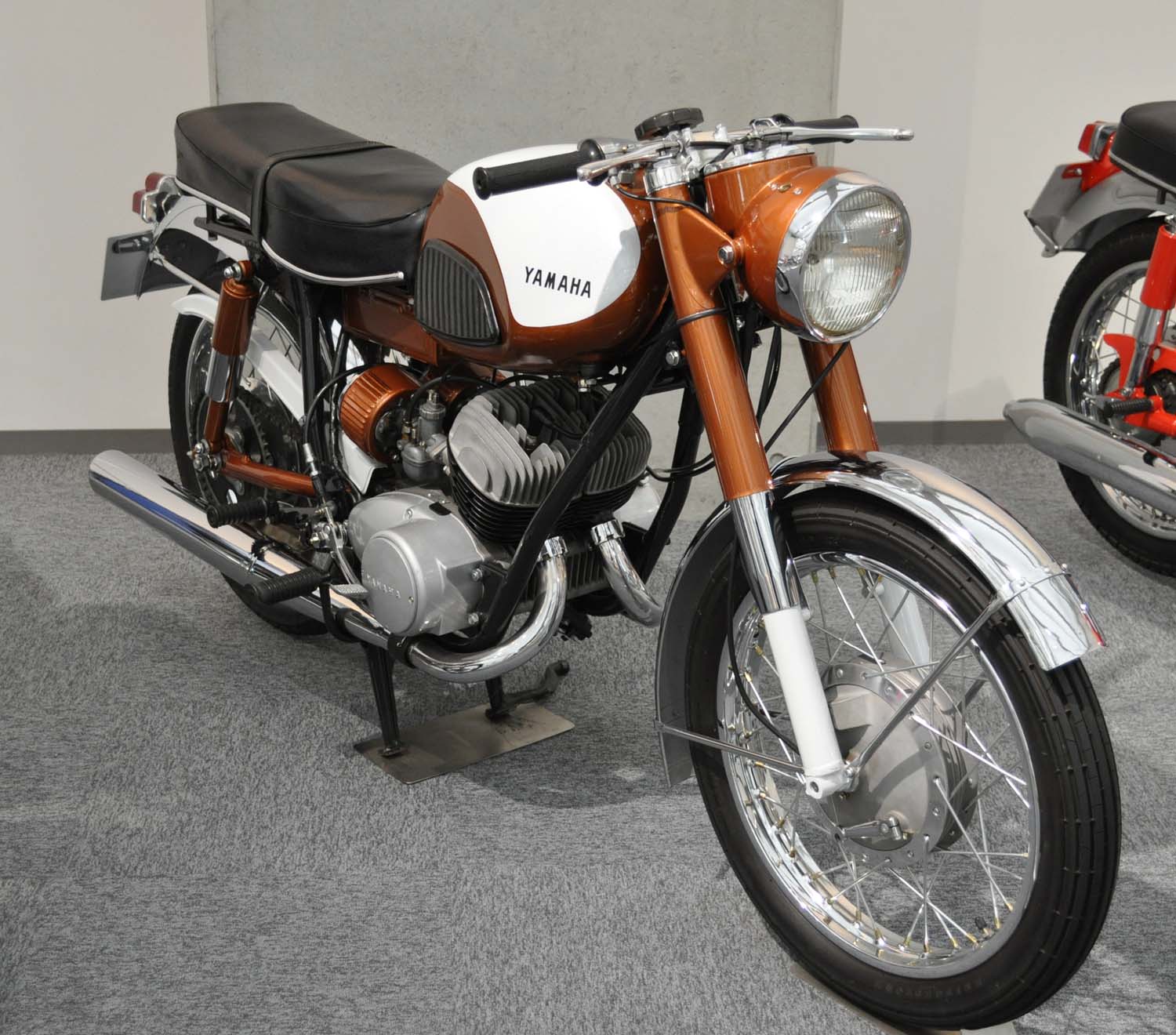 Yamaha YDS-1