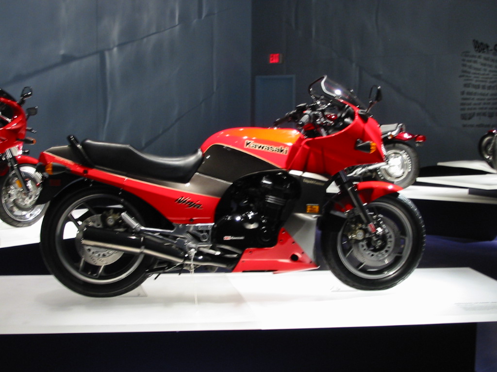 Kawasaki GPZ900R Ninja